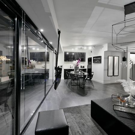 Ater Albus By K&K Aparthotel Athena Bagian luar foto
