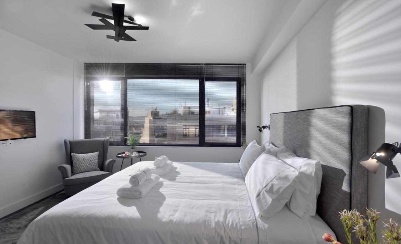 Ater Albus By K&K Aparthotel Athena Bagian luar foto